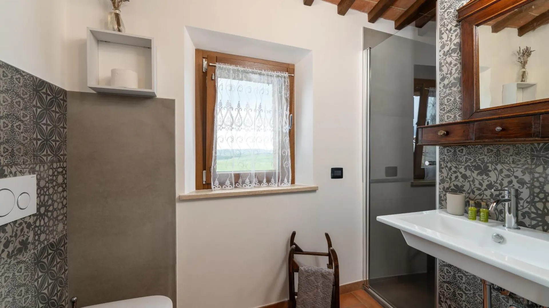 La Capanna Di Elfo Luxury Villa View Siena 0*,