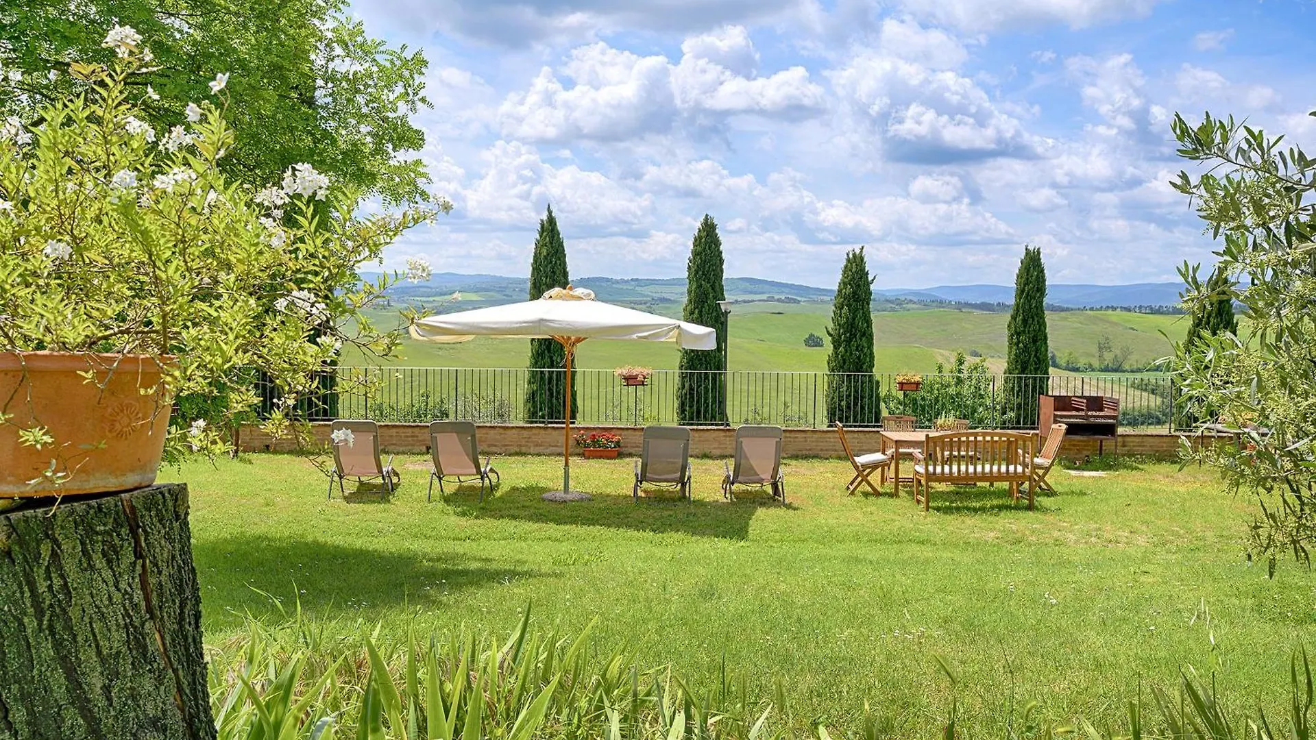 La Capanna Di Elfo Luxury Villa View Siena