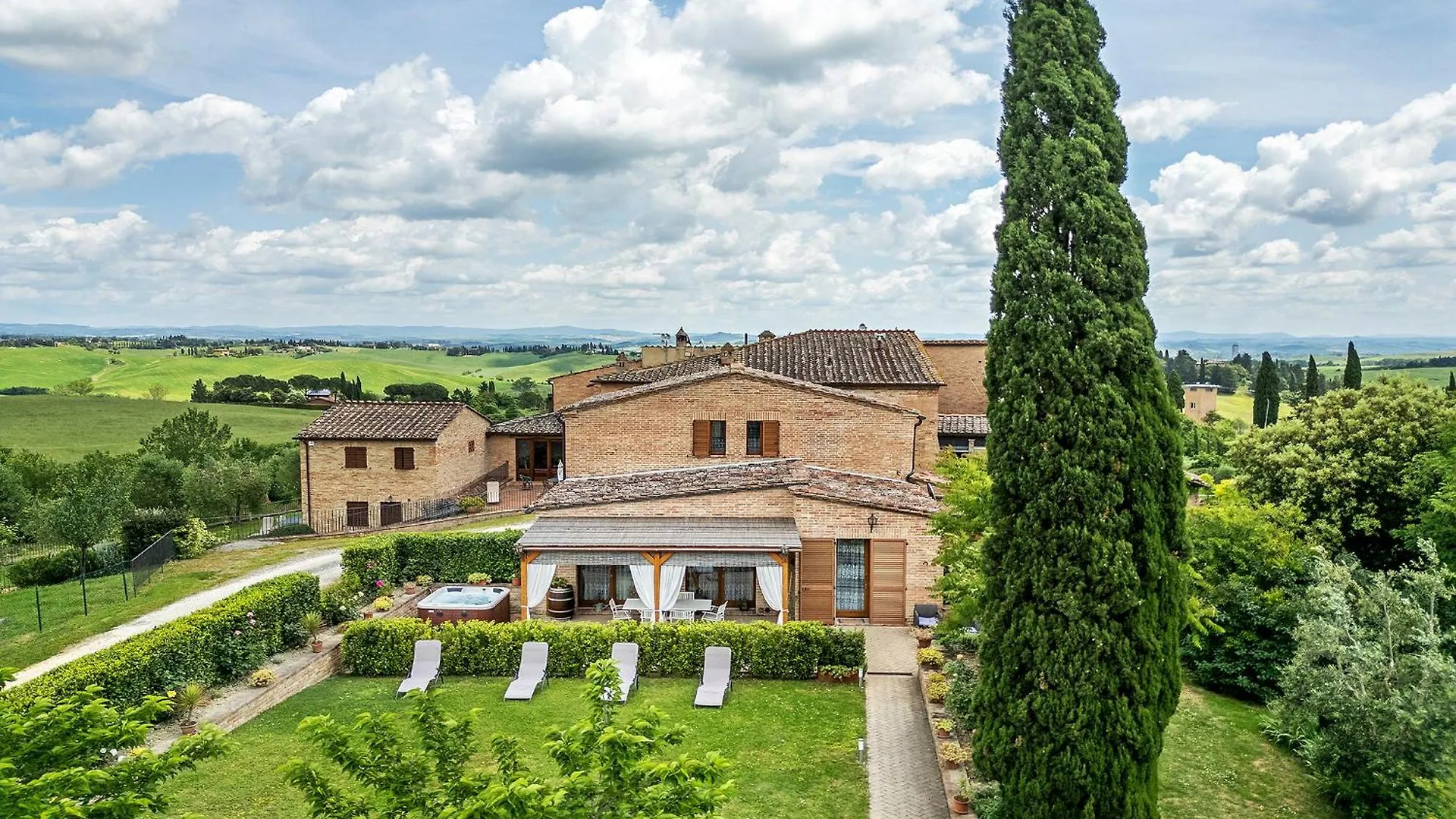 La Capanna Di Elfo Luxury Villa View Siena